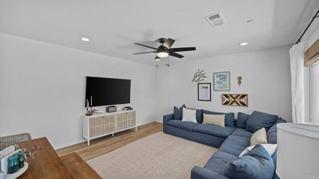 24008 Kestrel Ct, Lake Elsinore, CA 92532 - photo 11