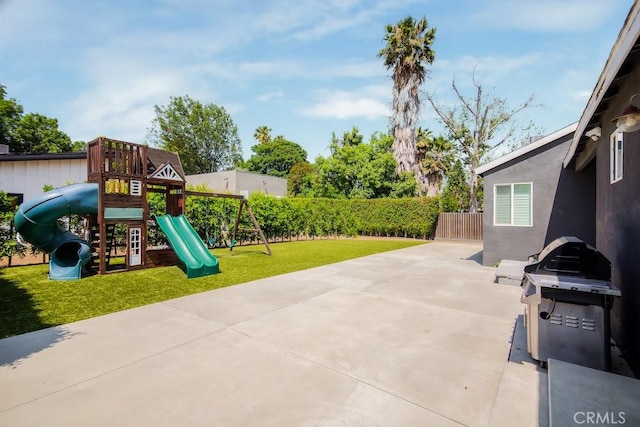 1923119229 Cantara St, Reseda, CA 91335 - view of patio with area for grilling