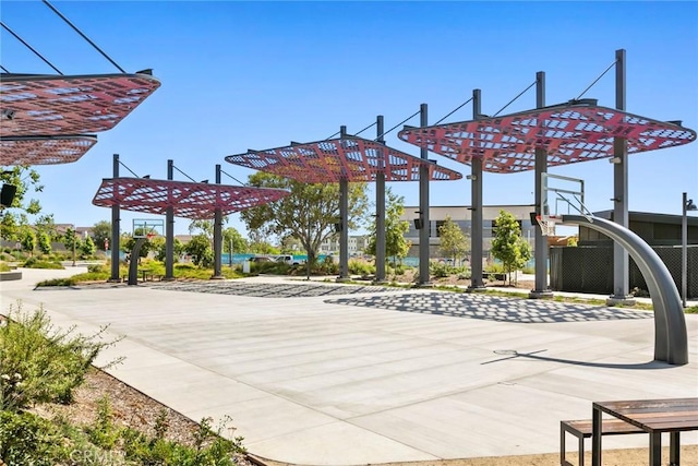 108 Sideways, Irvine, CA 92618 - view of community with community basketball court