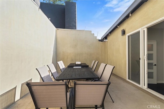 3610 Kinney St, Los Angeles, CA 90065 - view of patio featuring outdoor dining space