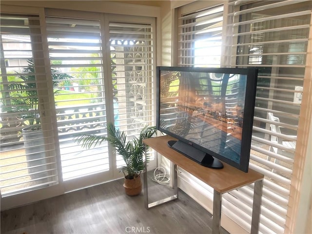 1411 Pelham Rd Unit 664H, Seal Beach, CA 90740 - detailed view of wood finished floors