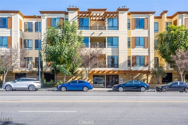 6938 Laurel Canyon Blvd Unit 214, North Hollywood, CA 91605 - view of apartment building / complex