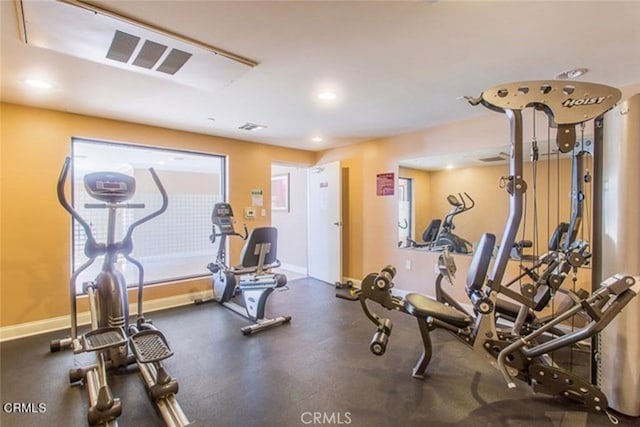 6938 Laurel Canyon Blvd Unit 214, North Hollywood, CA 91605 - exercise room with baseboards, recessed lighting, and healthy amount of natural light