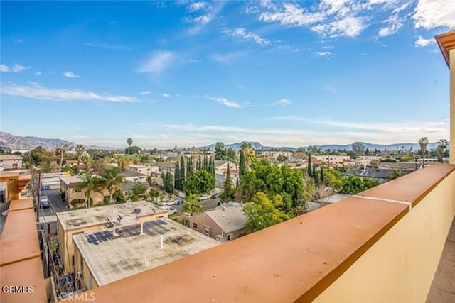 6938 Laurel Canyon Blvd Unit 214, North Hollywood, CA 91605 - exterior space featuring a mountain view