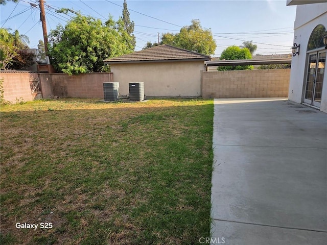 10040 Mattock Ave, Downey, CA 90240 - view of yard featuring a patio and central AC