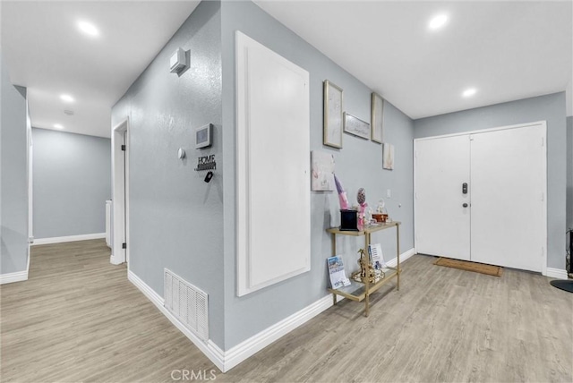 1264 N Mulberry Ave, Rialto, CA 92376 - entryway featuring wood finished floors and recessed lighting