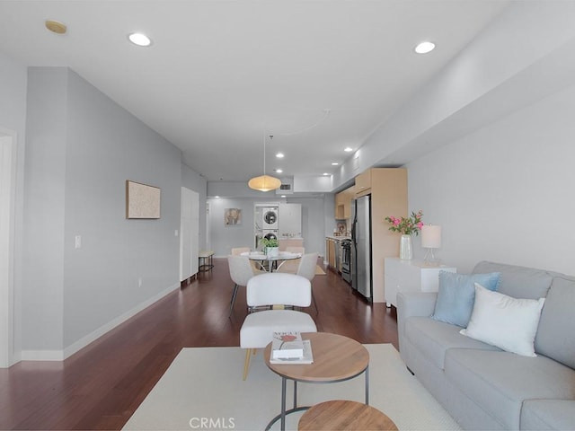 5016 Bakman Ave Unit 304, North Hollywood, CA 91601 - living room featuring dark wood-style flooring, baseboards, and recessed lighting