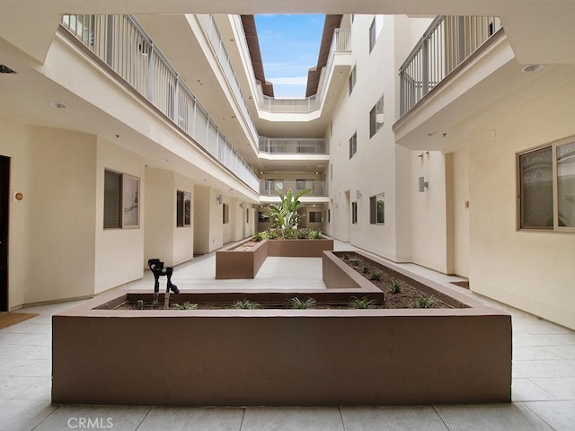 5016 Bakman Ave Unit 304, North Hollywood, CA 91601 - view of property's community