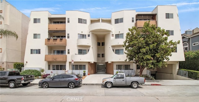 5016 Bakman Ave Unit 304, North Hollywood, CA 91601 - view of apartment building / complex