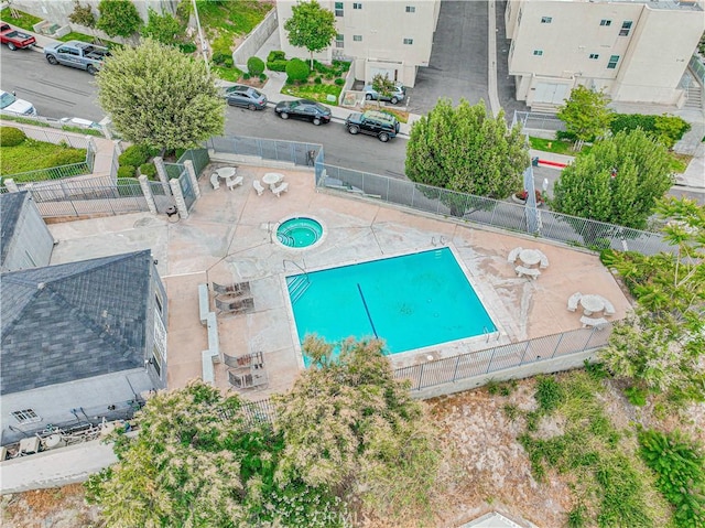 18209 Sierra Unit 45, Canyon Country, CA 91351 - bird's eye view of a pool