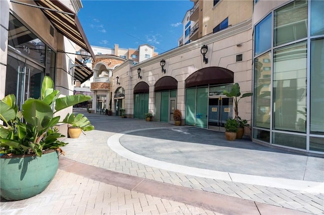 600 N Atlantic Blvd Unit 625, Monterey Park, CA 91754 - view of property's community