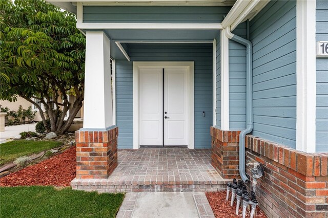 16209 Eagleridge Ct, La Mirada, CA 90638 - doorway to property with a porch
