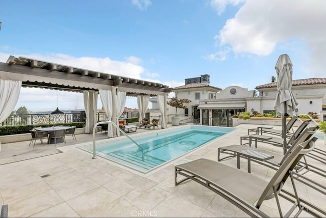 155 Cordova St Unit 203, Pasadena, CA 91105 - swimming pool with a pergola, a patio, and outdoor dining area