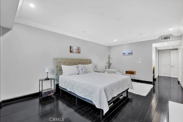 155 Cordova St Unit 203, Pasadena, CA 91105 - bedroom featuring dark wood-style floors, recessed lighting, and crown molding