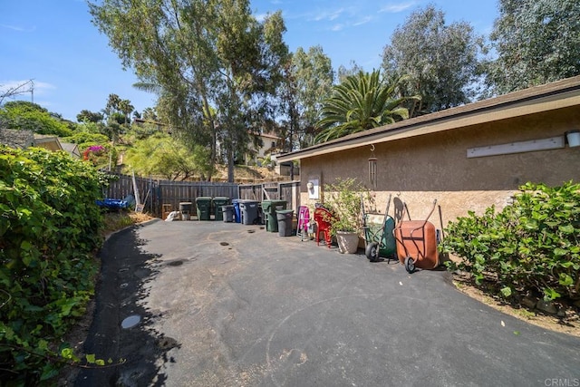 905 Discovery St, San Marcos, CA 92078 - view of patio / terrace