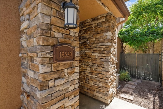 19539 Laroda, Saugus, CA 91350 - exterior view of stone siding and a gate