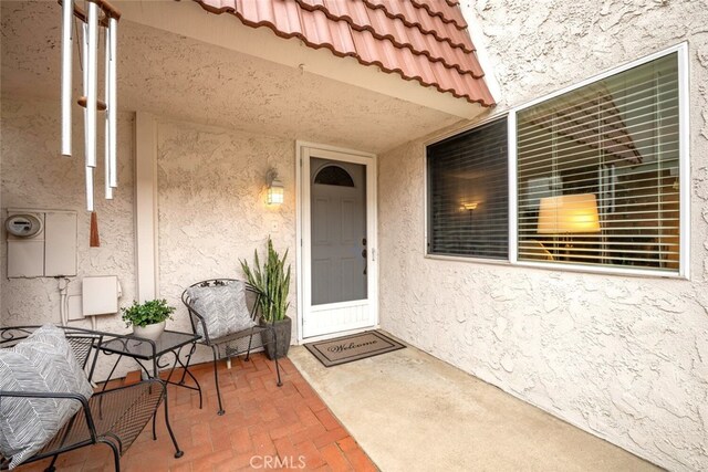 6898 Breton Way, Cypress, CA 90630 - entrance to property with stucco siding and a tile roof