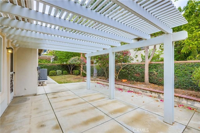 30 Oakhurst Rd, Irvine, CA 92620 - fenced backyard with a patio area and central air condition unit