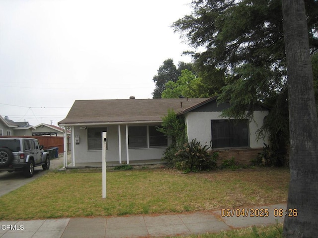 542 1st St, Fillmore, CA 93015 - view of front facade featuring stucco siding