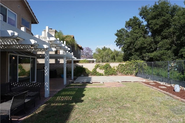 2622 Presidio Ln, Corona, CA 92879 - fenced backyard with a pergola and a patio