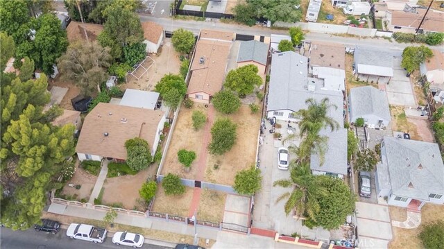 7343 Owensmouth Ave, Canoga Park, CA 91303 - aerial overview of property's location featuring nearby suburban area