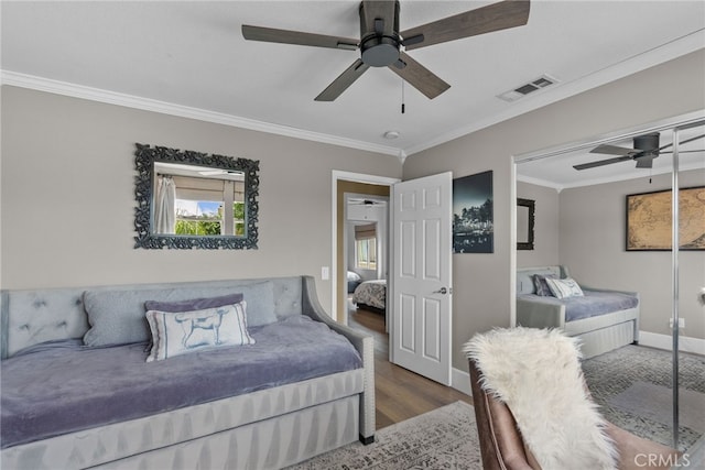 19969 Via Joyce Dr, Saugus, CA 91350 - bedroom featuring ornamental molding, wood finished floors, baseboards, and ceiling fan