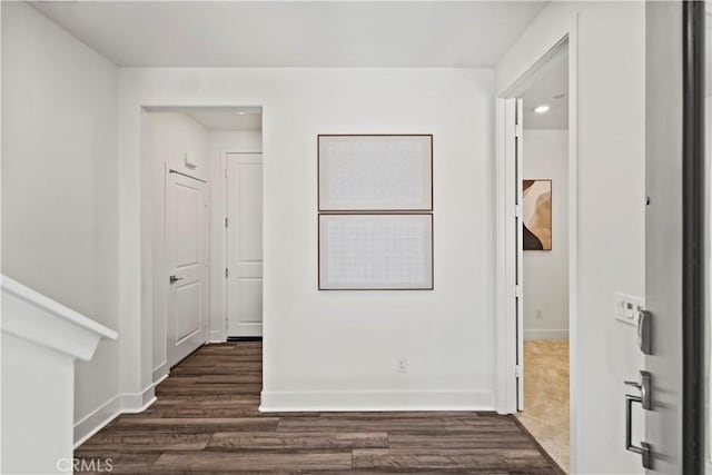 297 Lynx, Irvine, CA 92618 - unfurnished room with dark wood-style flooring and recessed lighting