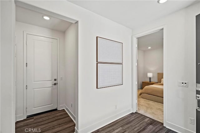 297 Lynx, Irvine, CA 92618 - foyer featuring dark wood-style flooring and recessed lighting