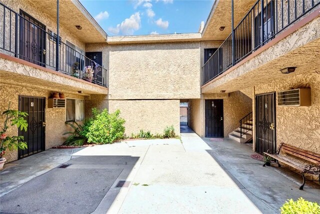 11341 Victory Blvd, North Hollywood, CA 91606 - photo 9