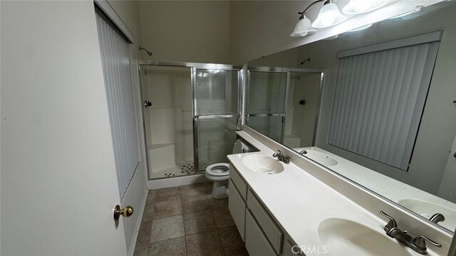 12709 Gaines St, Victorville, CA 92392 - photo 3