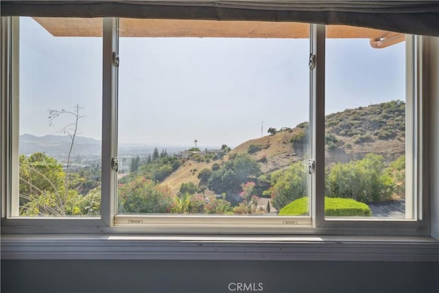 1606 Glenmont Dr, Glendale, CA 91207 - detailed view of a mountainous background