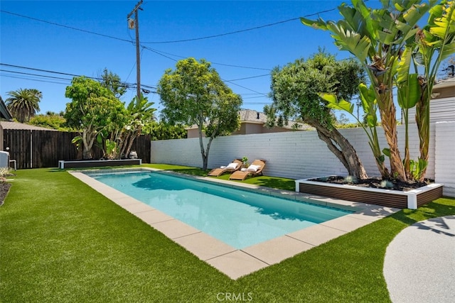 3830 Cedar Ave, Long Beach, CA 90807 - view of pool