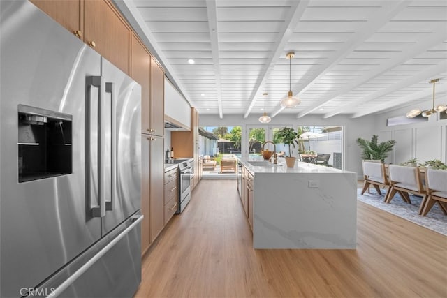 3830 Cedar Ave, Long Beach, CA 90807 - kitchen with stainless steel appliances, a sink, light wood-style flooring, a center island with sink, and beam ceiling