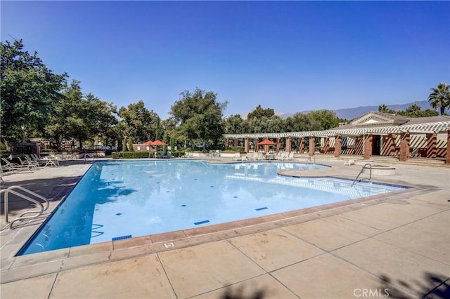5460 Turin Way, Fontana, CA 92336 - community pool featuring a patio area