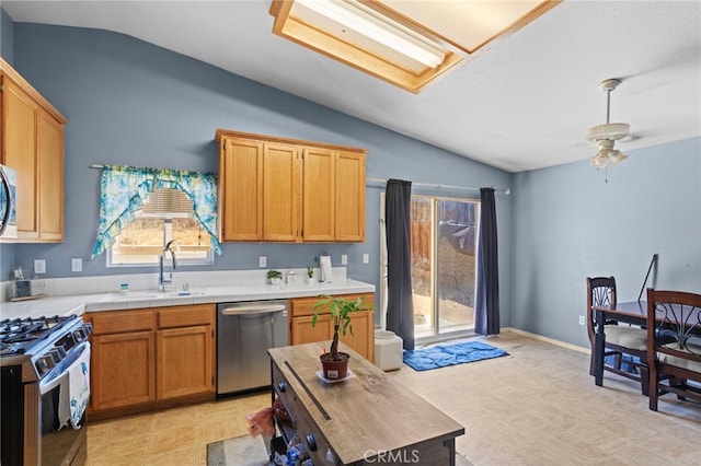 17023 Monaco Dr, Victorville, CA 92395 - photo 6