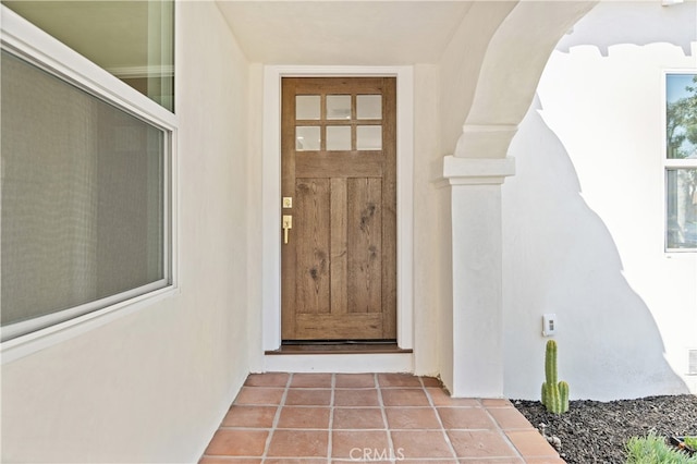 3991 Hubert Ave, Los Angeles, CA 90008 - entrance to property with stucco siding