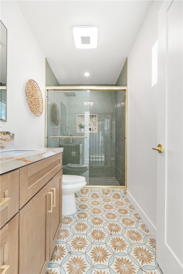 3991 Hubert Ave, Los Angeles, CA 90008 - full bathroom with vanity, toilet, a stall shower, and baseboards