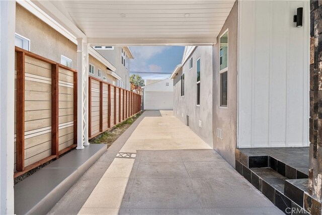 3927 Welland Ave, Los Angeles, CA 90008 - view of patio / terrace