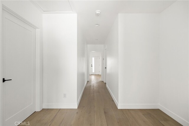 3927 Welland Ave, Los Angeles, CA 90008 - hall with wood finished floors and baseboards