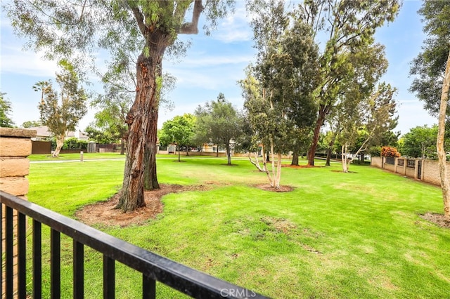 77 Seton Rd, Irvine, CA 92612 - view of yard