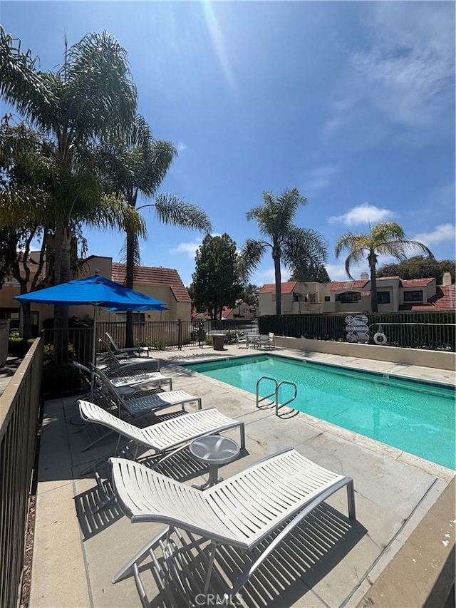 113 Pearl Unit 106, Laguna Niguel, CA 92677 - community pool with a patio