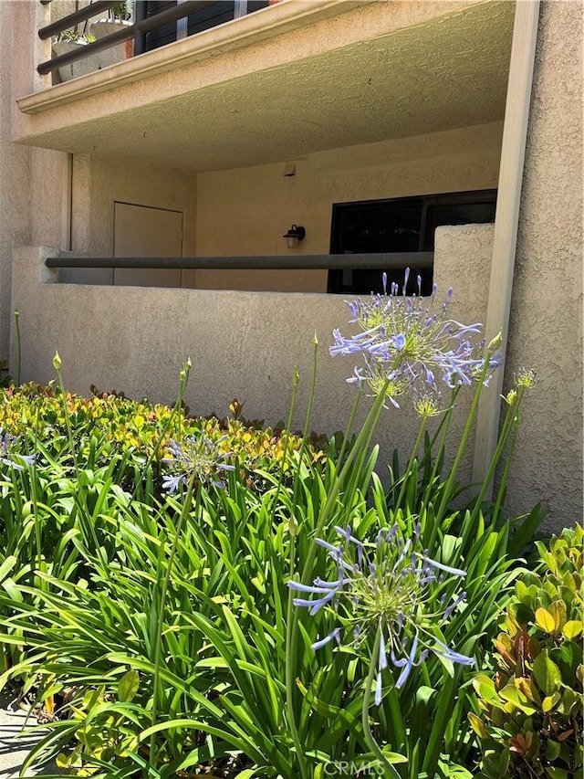 113 Pearl Unit 106, Laguna Niguel, CA 92677 - exterior view of stucco siding