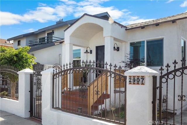 2907 S Ridgeley Dr, Los Angeles, CA 90016 - photo 2