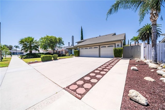 1218 Kingsdale Dr, Corona, CA 92878 - ranch-style house featuring driveway and a gate