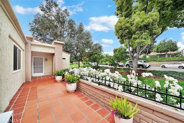 5509 Paseo Del Lago W Unit C, Laguna Woods, CA 92637 - view of patio