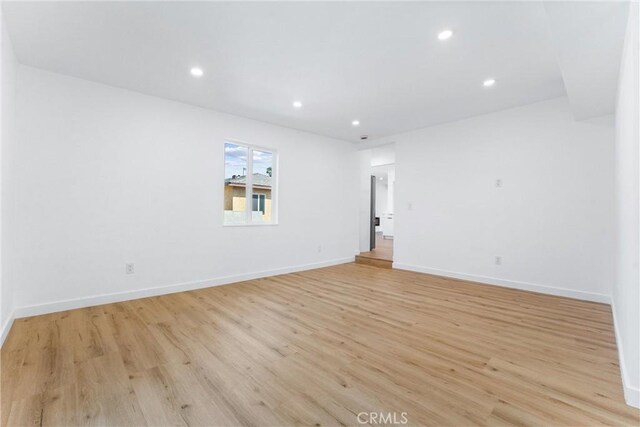 2731 Armour Ln, Redondo Beach, CA 90278 - unfurnished room with light wood-style floors and recessed lighting