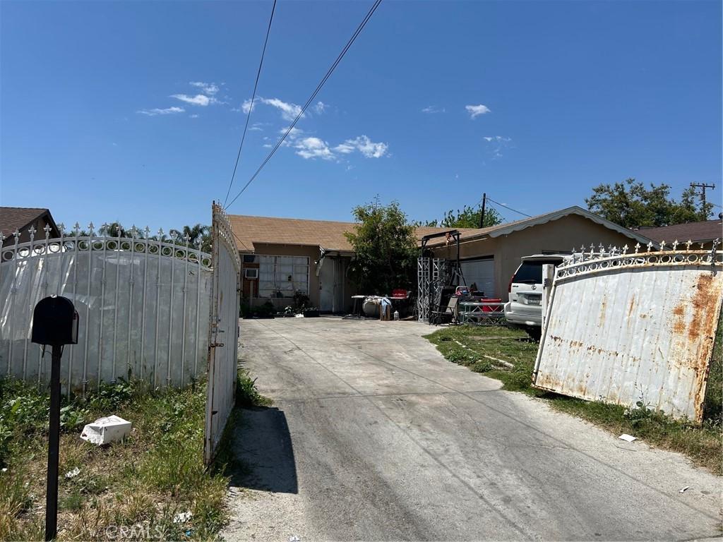 3840 June St, San Bernardino, CA 92407 - view of road featuring a gate
