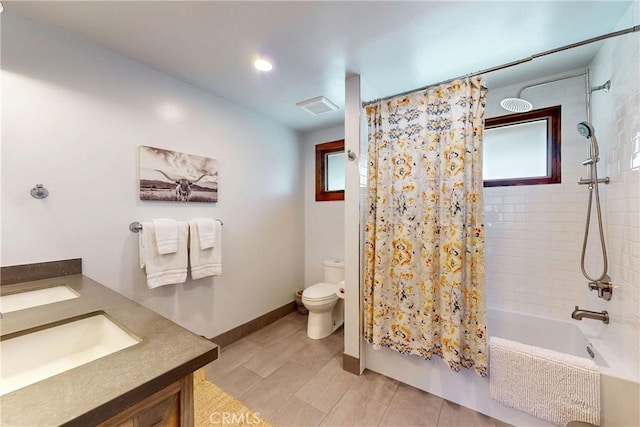 2289 Falcon Ridge Ln, Los Osos, CA 93402 - full bathroom featuring shower / tub combo and vanity