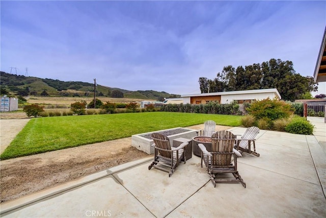 2289 Falcon Ridge Ln, Los Osos, CA 93402 - view of patio / terrace featuring a fire pit and a mountain view