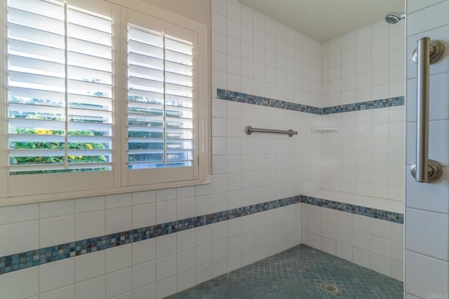 30646 Red Hawk Rd, Valley Center, CA 92082 - bathroom with a tile shower